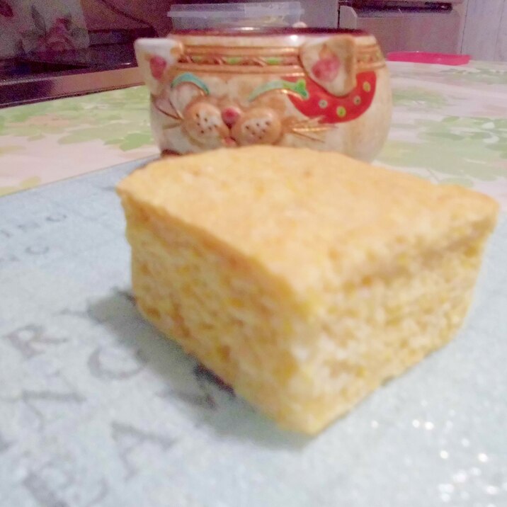 粉チーズ入りのコーンブレッド